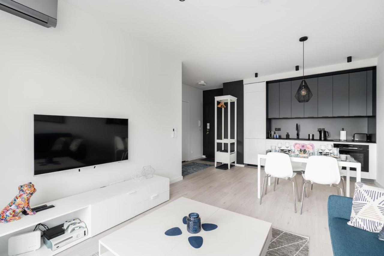 Stara Cegielnia Lake View Apartment By Renters Prestige Poznań Extérieur photo