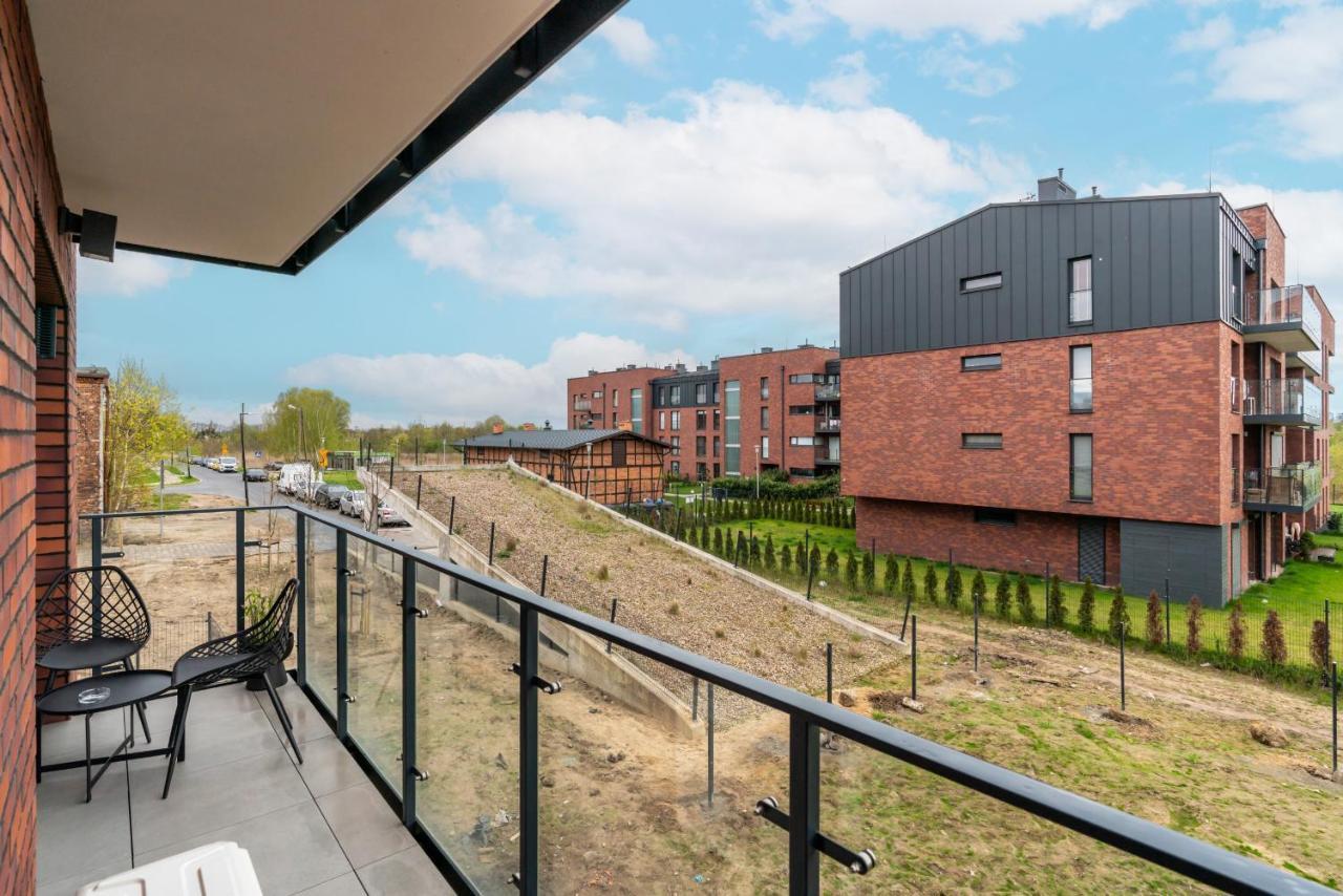 Stara Cegielnia Lake View Apartment By Renters Prestige Poznań Extérieur photo