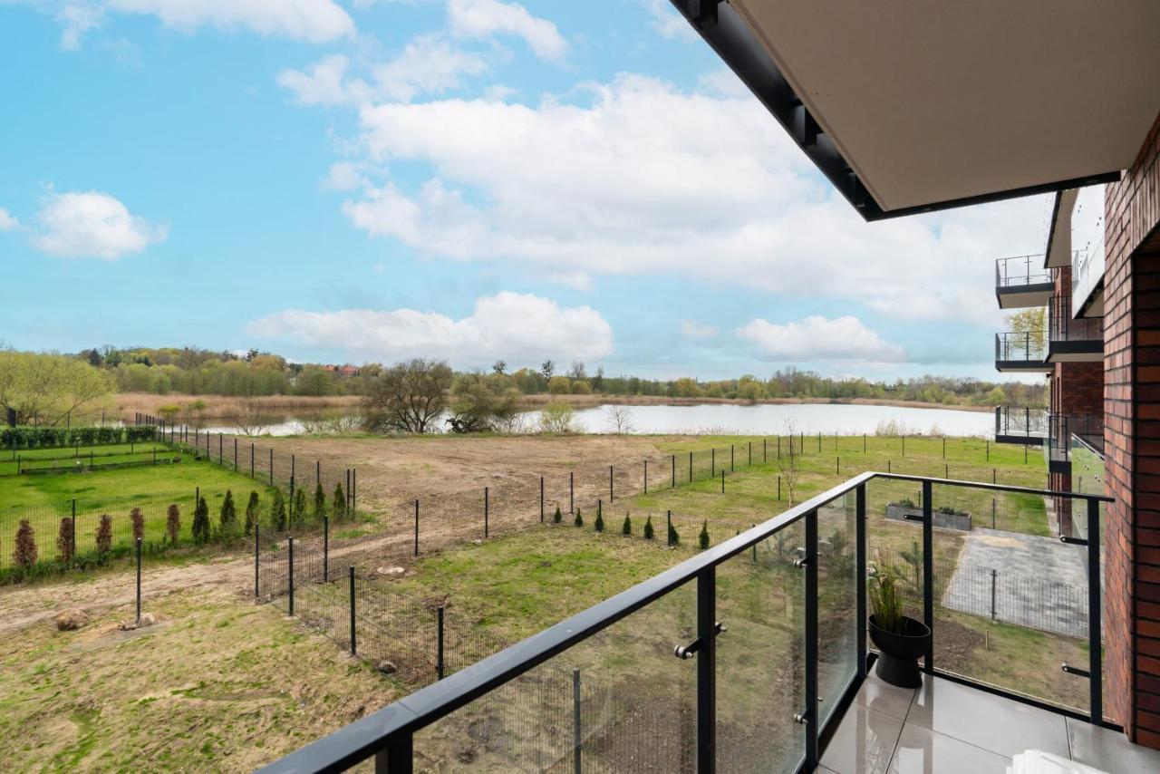 Stara Cegielnia Lake View Apartment By Renters Prestige Poznań Extérieur photo